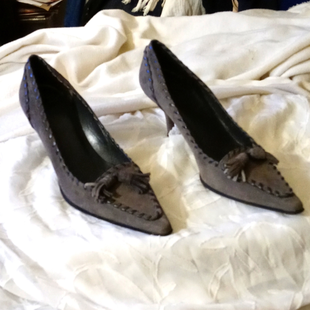Gray Suede Pump